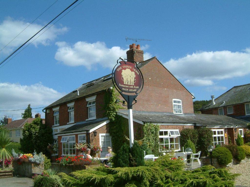 Hotel The Three Lions Fordingbridge Exteriér fotografie